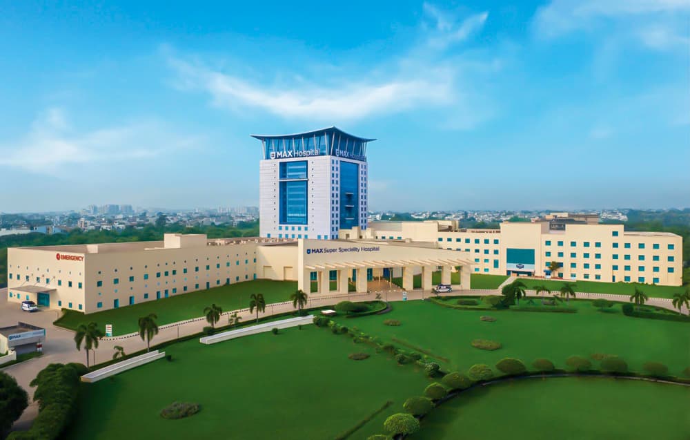 Max Super Speciality Hospital, Lucknow