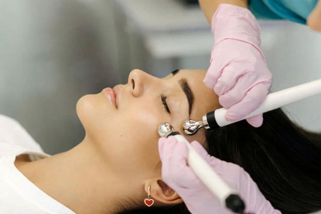 Microdermabrasion treatment