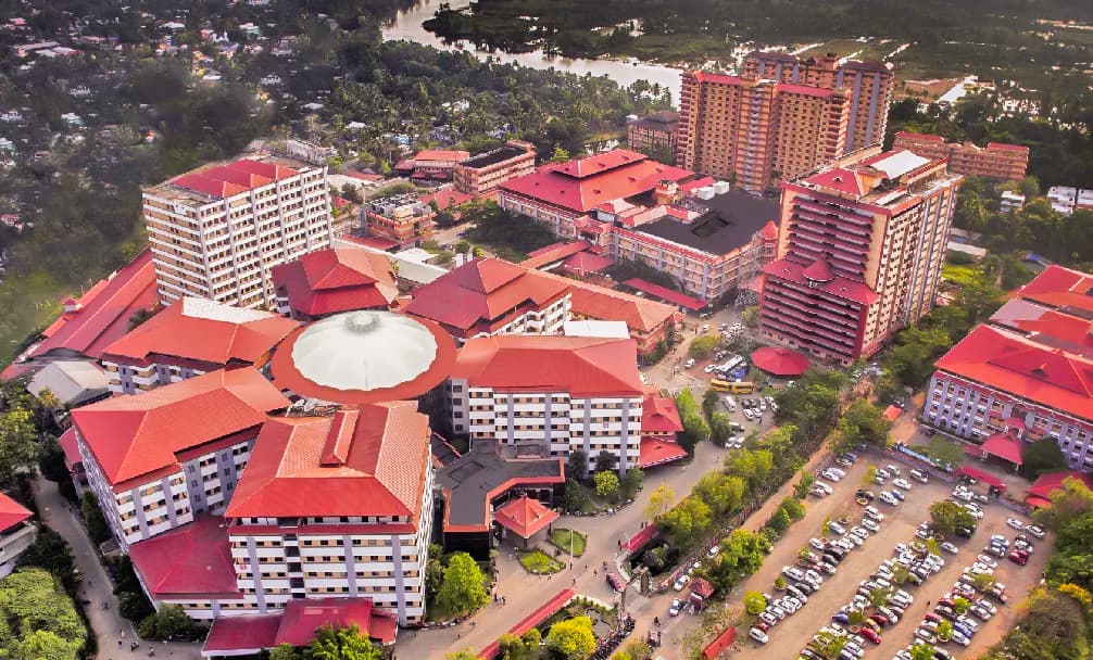 Amrita Hospital, Kochi hospital