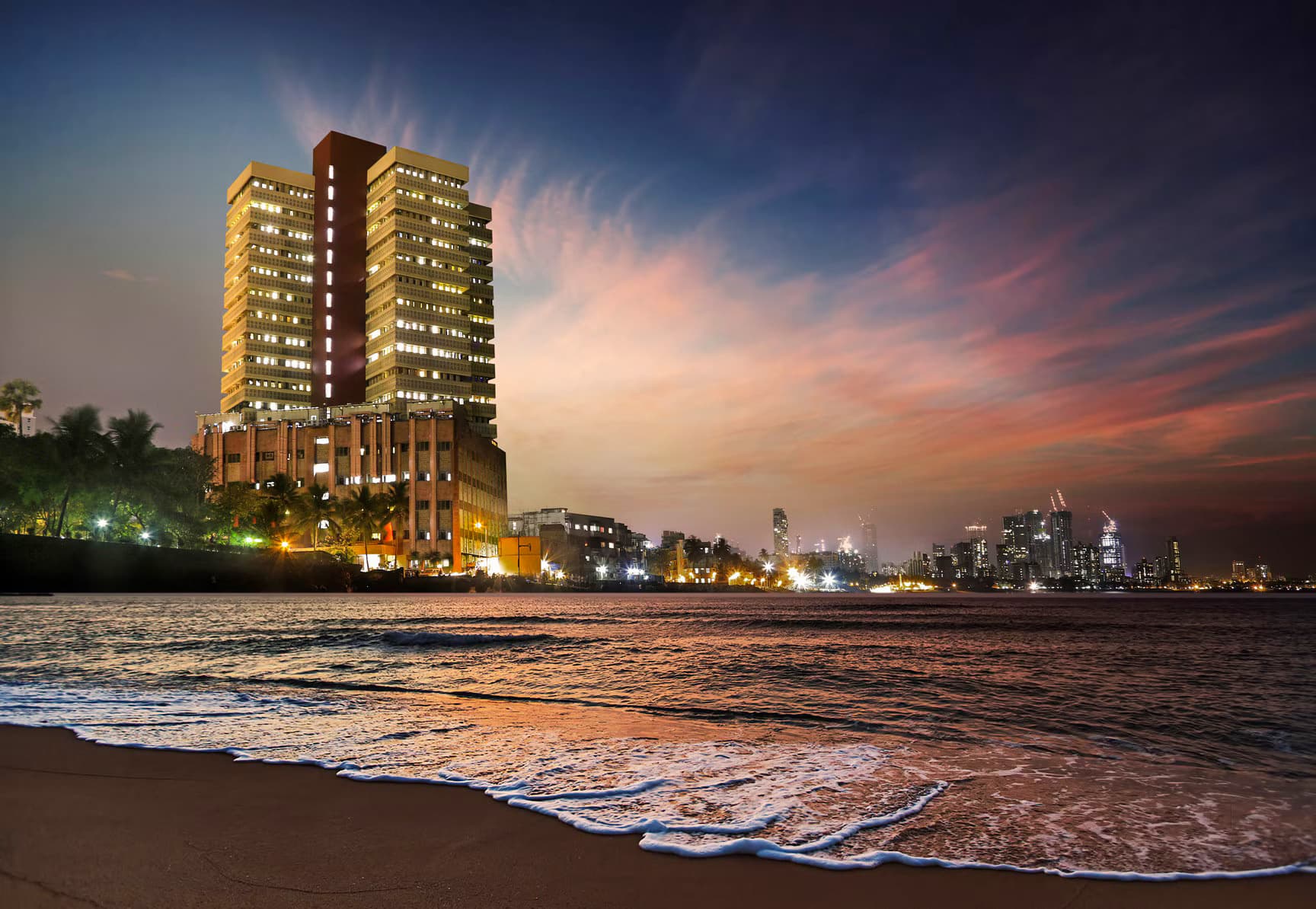 P D Hinduja Hospital, Mahim hospital