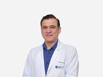 Dr Mihir Bapat