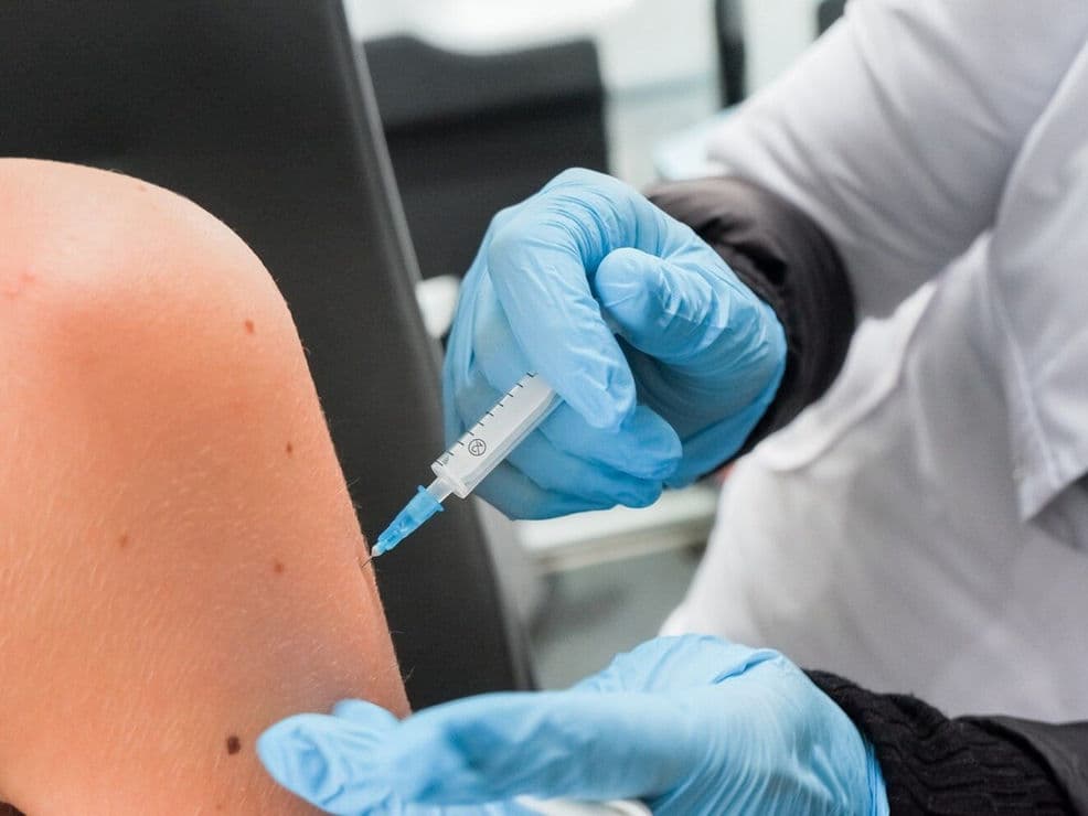 Intra-articular Steroid Injection treatment
