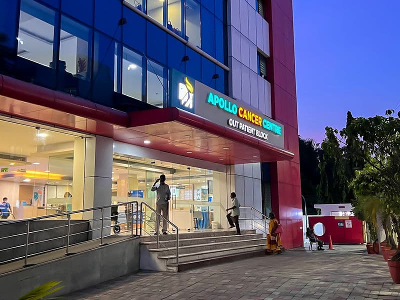 Apollo Specialty Hospital, Teynampet hospital