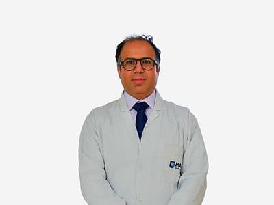 Dr Naveen Pandita