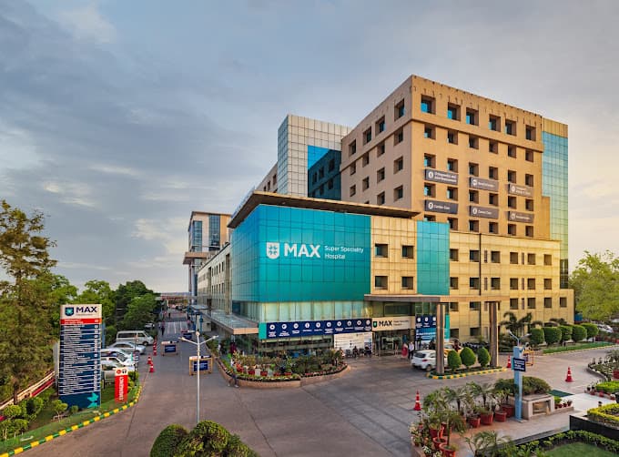 Max Super Specialty Hospital, Vaishali