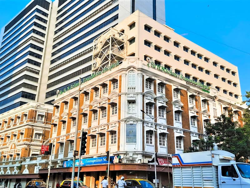 Sir H N Reliance Foundation Hospital and Research Centre hospital