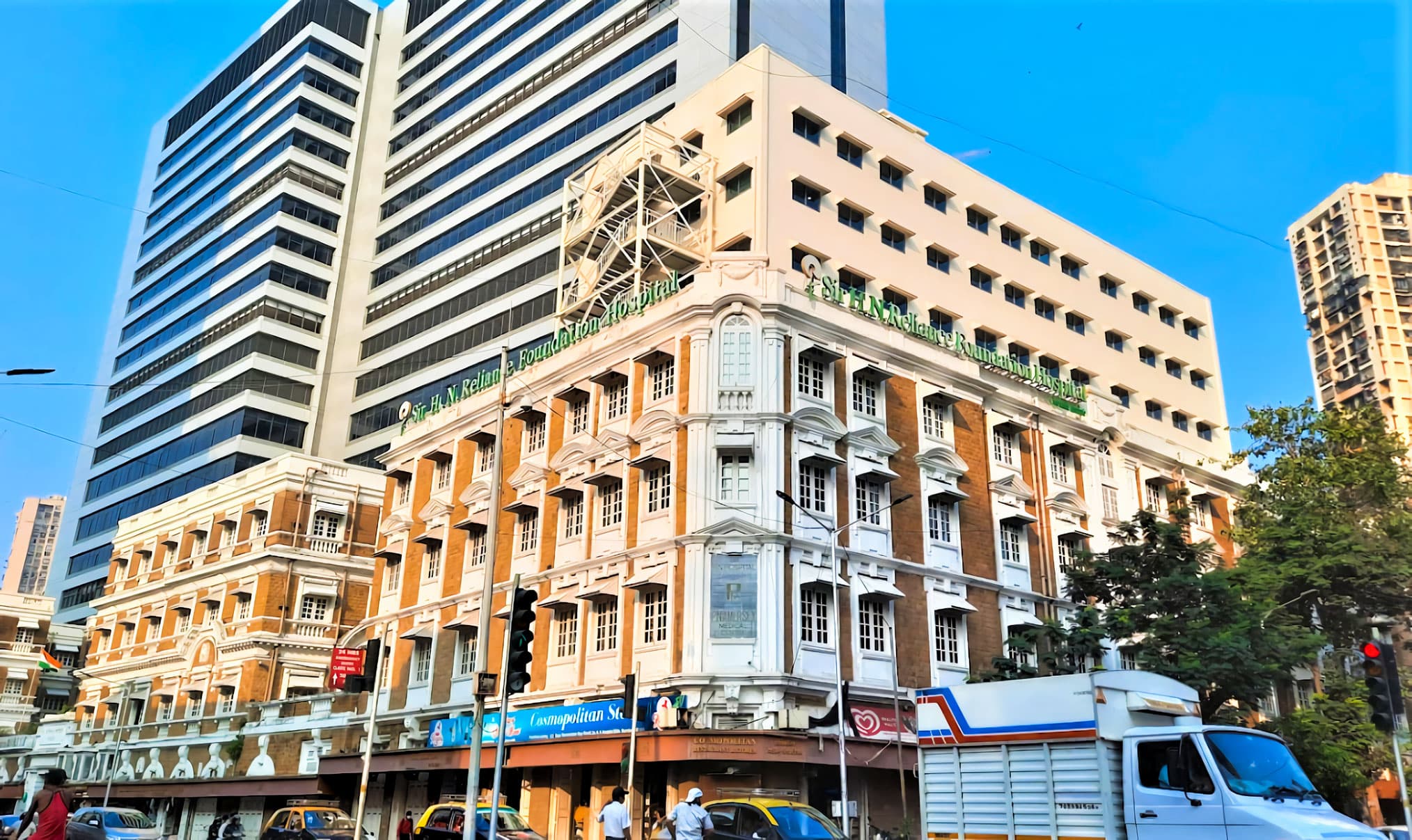 Sir H. N. Reliance Foundation Hospital and Research Centre hospital