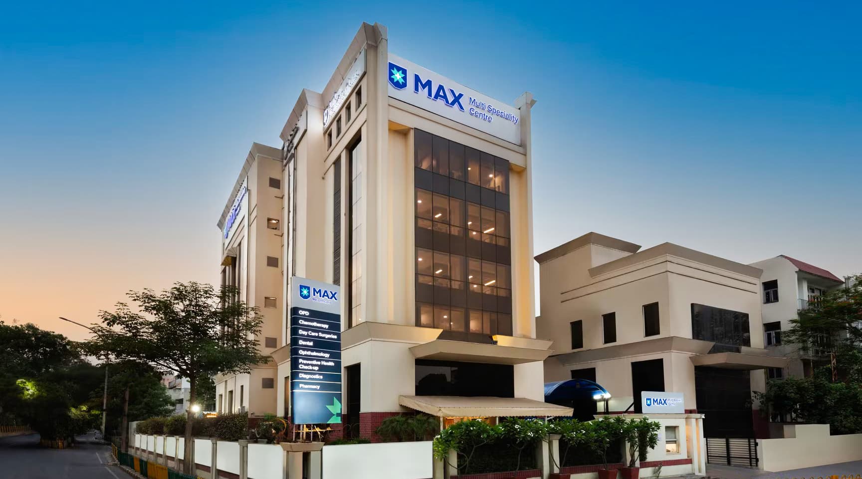 Max Multi Specialty Centre, Sector 19, Noida