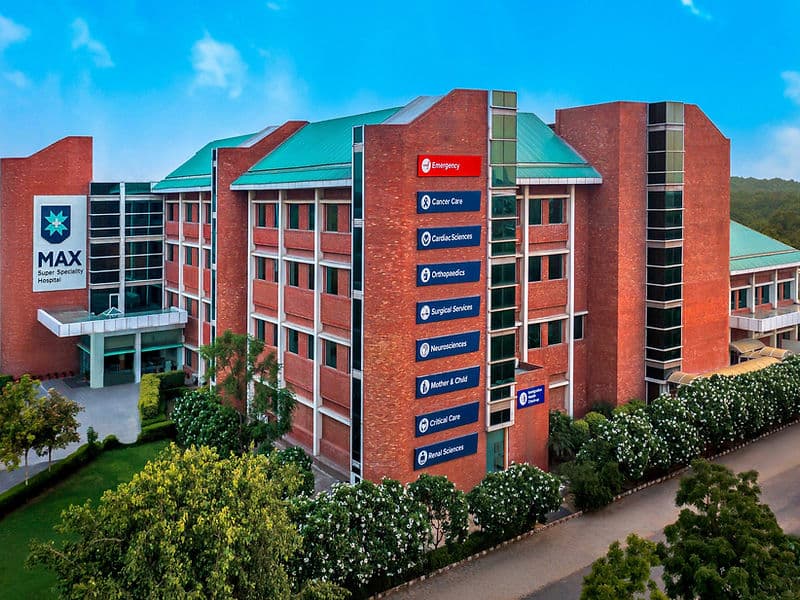 Max Super Specialty Hospital, Bathinda hospital