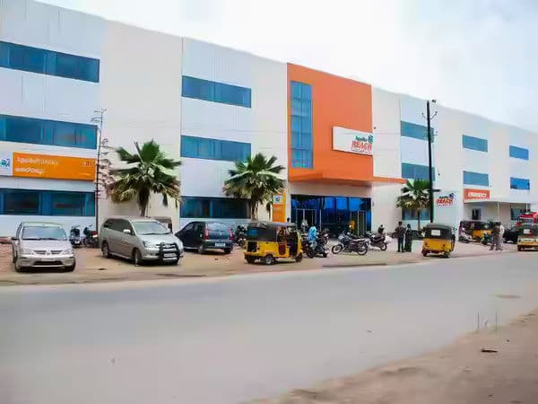 Apollo Reach Hospital, Karimnagar hospital