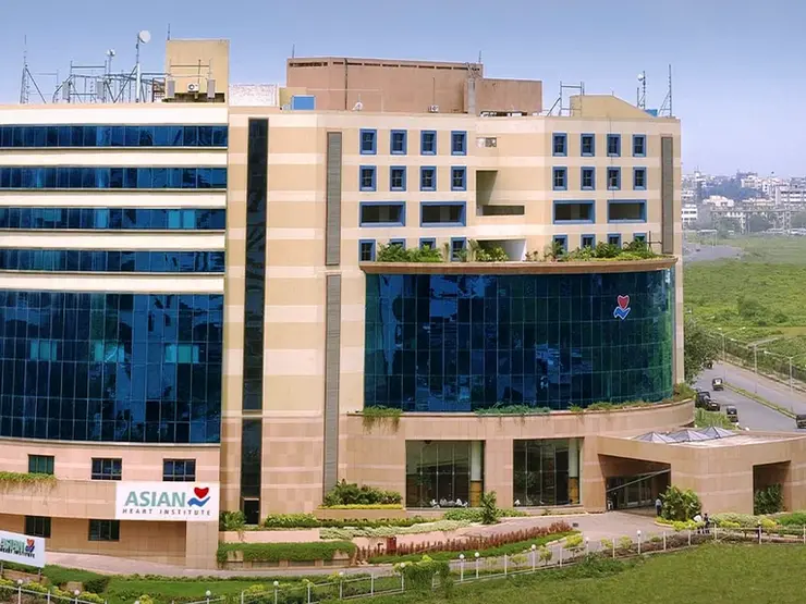 Asian Heart Institute, Mumbai hospital