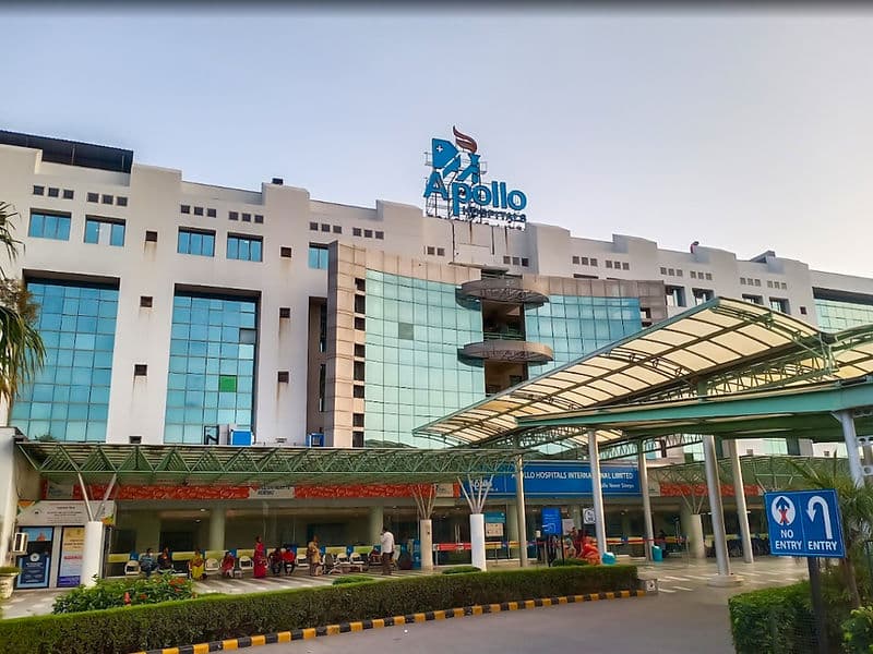 Apollo Cancer Centre, Bhat hospital