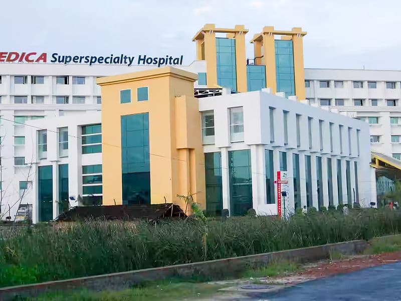 Manipal Hospital, EM Bypass hospital