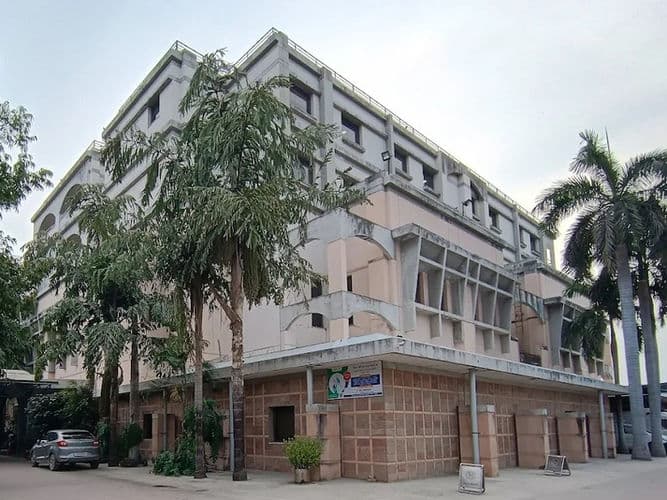 Krishna Shalby Hospital, Ghuma, Ahmedabad hospital