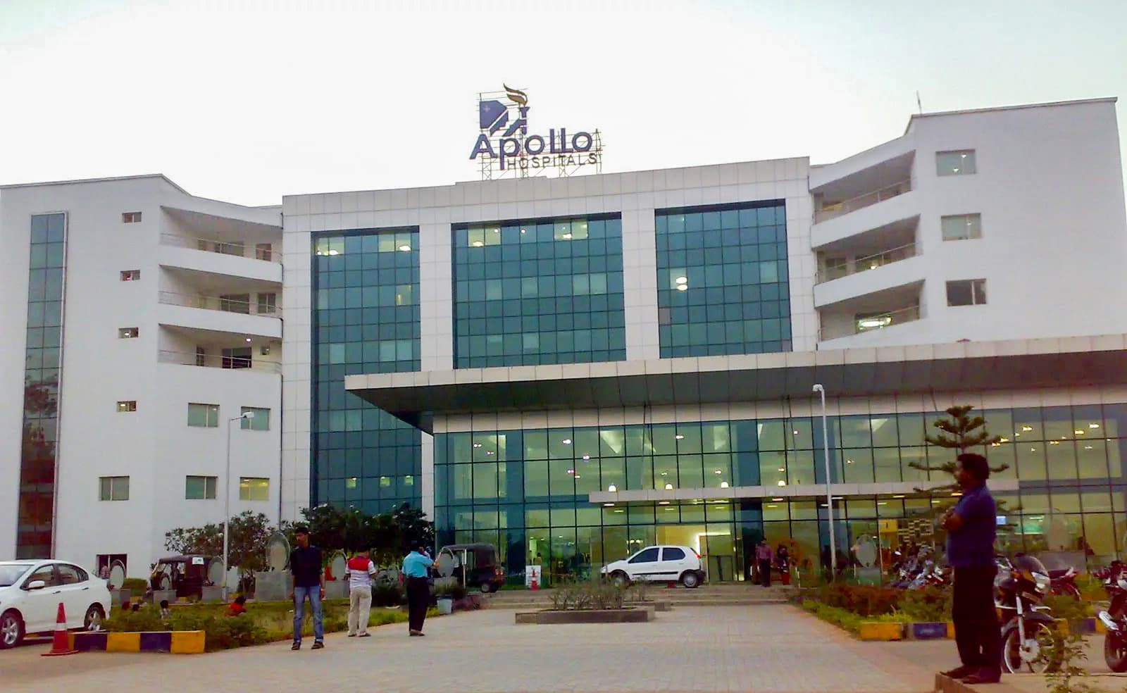 Apollo Hospital, Noida hospital